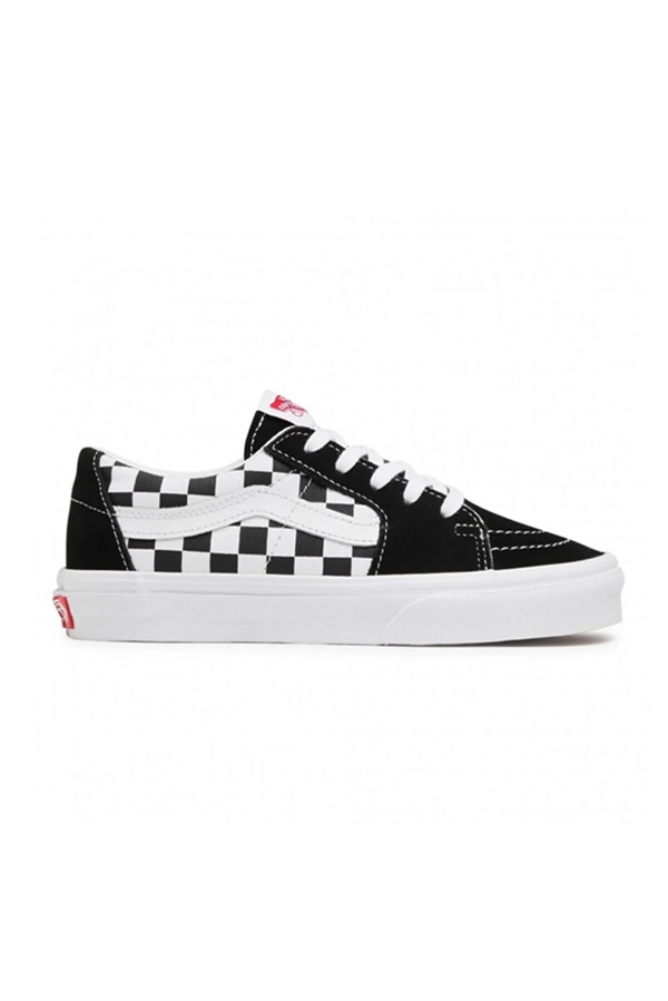 UA Sk8-Low Unisex Sneaker