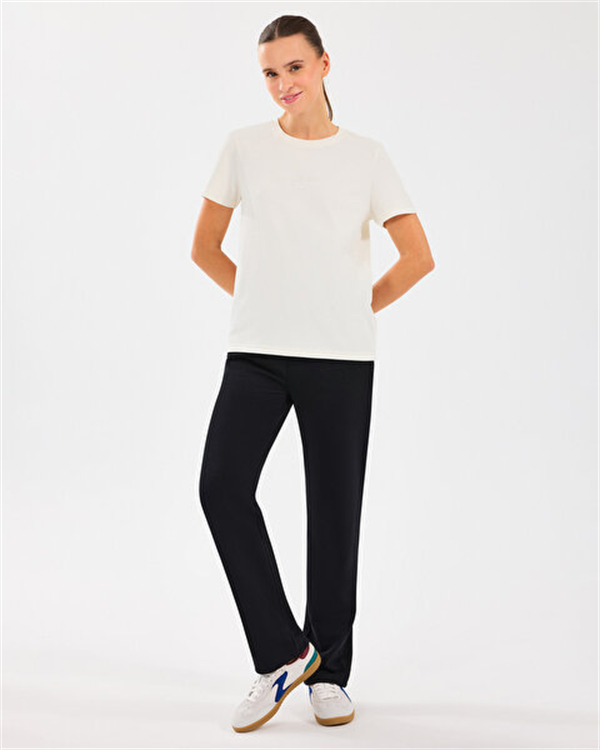 W Essential Crewneck T-Shirt