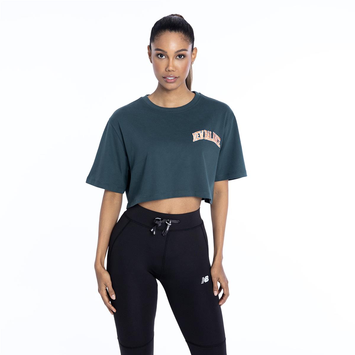 NB Woman Lifestyle Crop