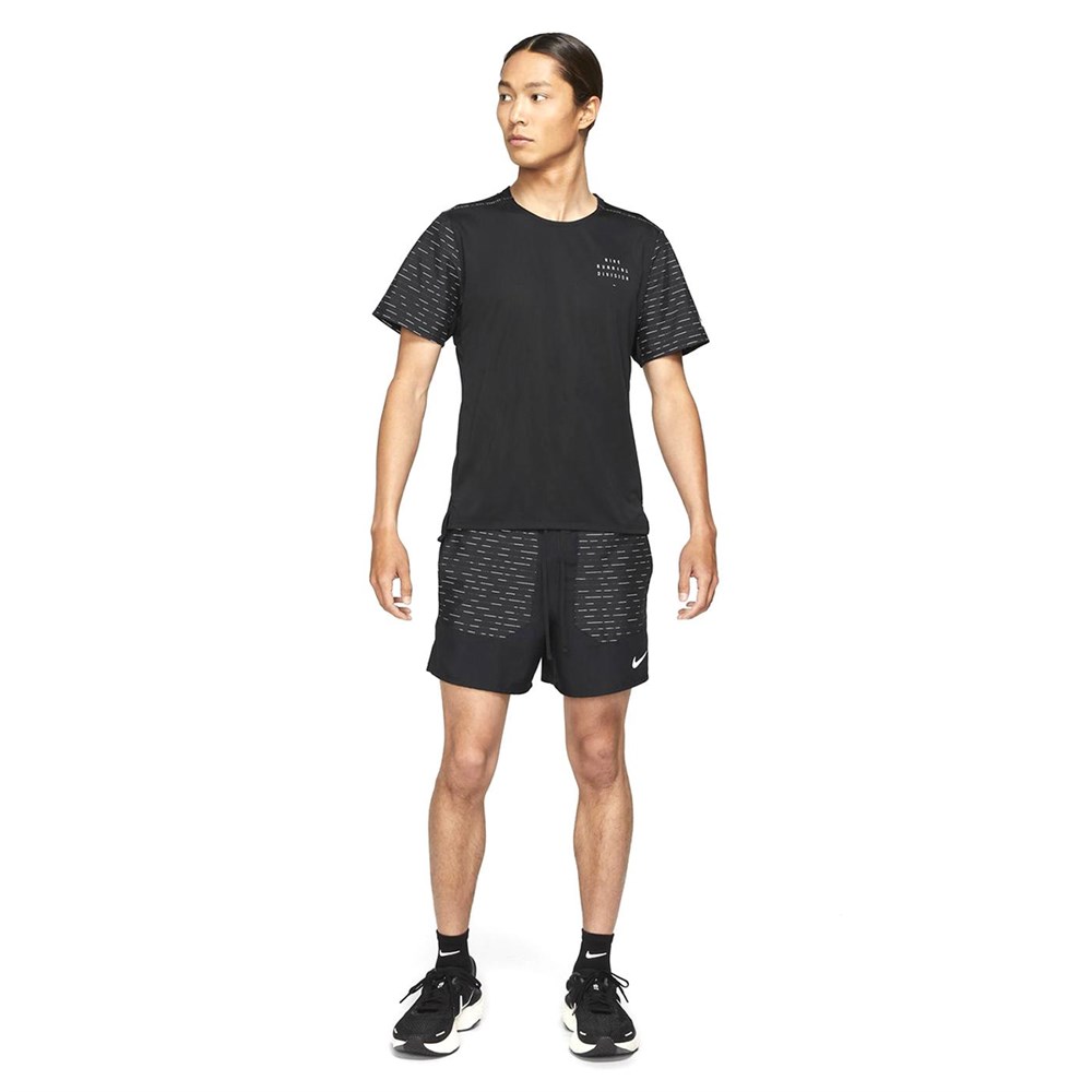 Nike M Nk Df Run Dvn Nv Rıse 365 Ss Erkek Siyah T-shirt - DD4851-010