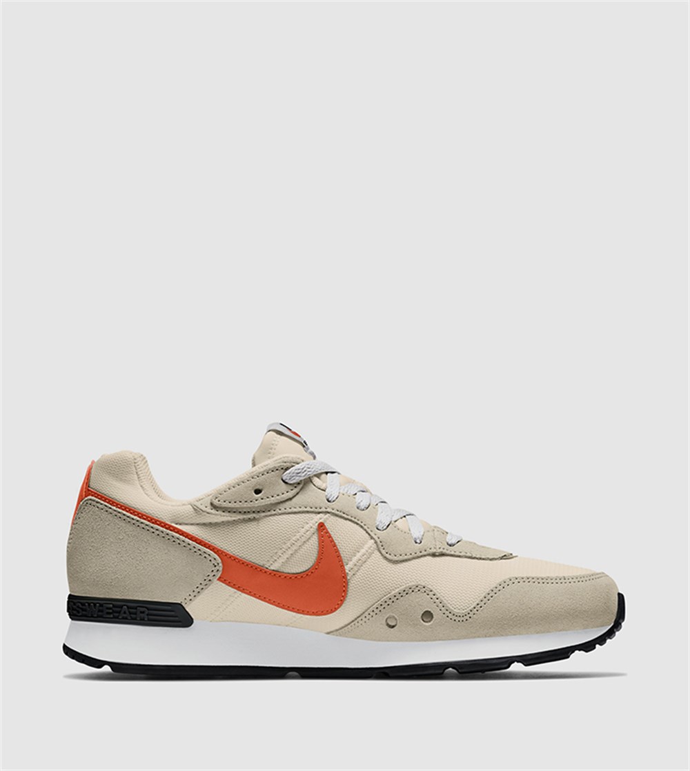 Nike Venture Runner Erkek Beyaz Günlük Ayakkabı  - CK2944-202