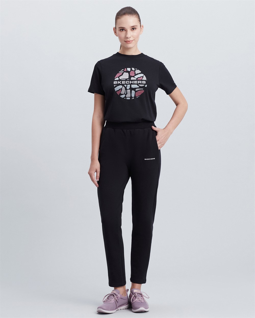 Skechers New Basics W Slim Sweatpant Kadın Siyah Eşofman Altı - S212185-001