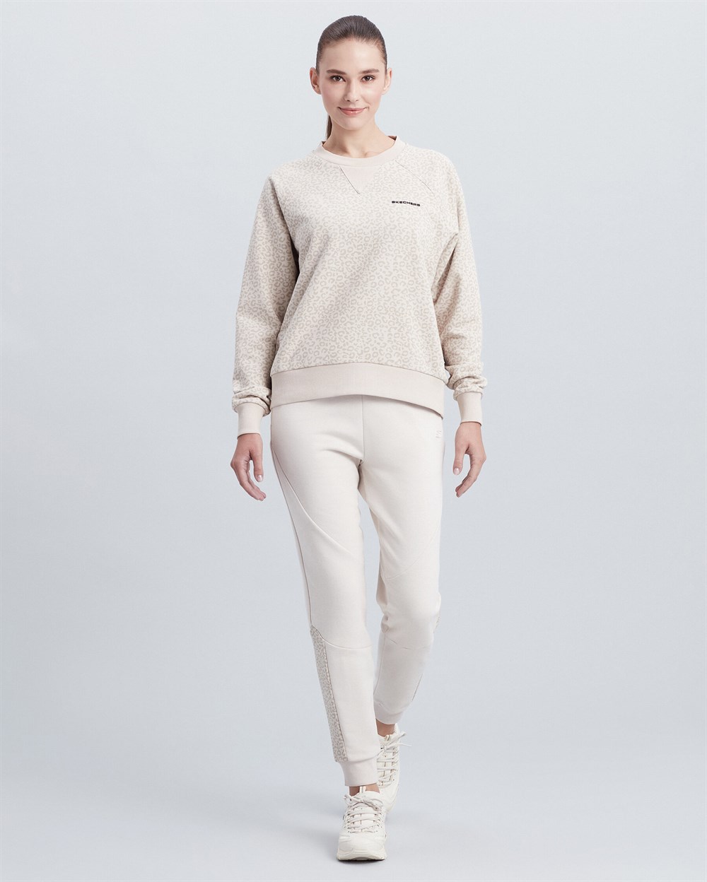 Skechers W Printed Sweatshirt Kadın Gri Sweatshirt - S212075-043