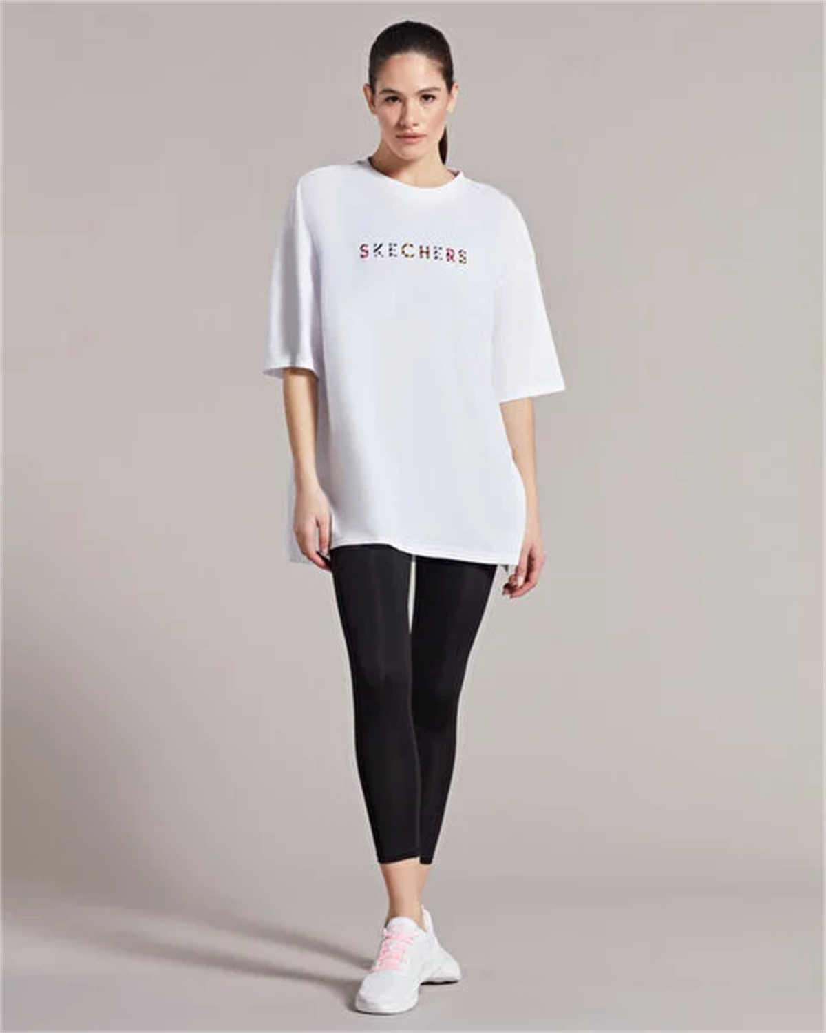 W Graphic Tee Crew Neck T-Shirt