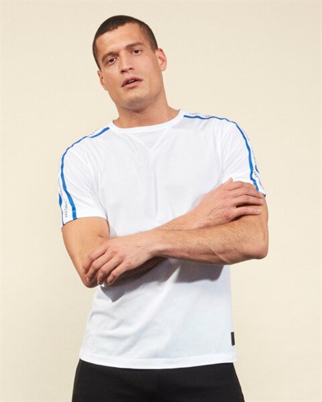 Skechers Graphic Tee M Crew Neck T-Shirt Erkek Beyaz Üst & T-shirt - S211553-100