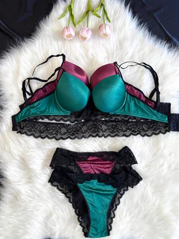 2 Adet Dolgulu Balenli Alttan Siyah Dantelli Sütyen Takım Set