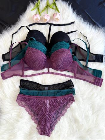 3 Adet Dolgulu Balenli Boyun Detaylı Kol Tüllü Sütyen Takım Set