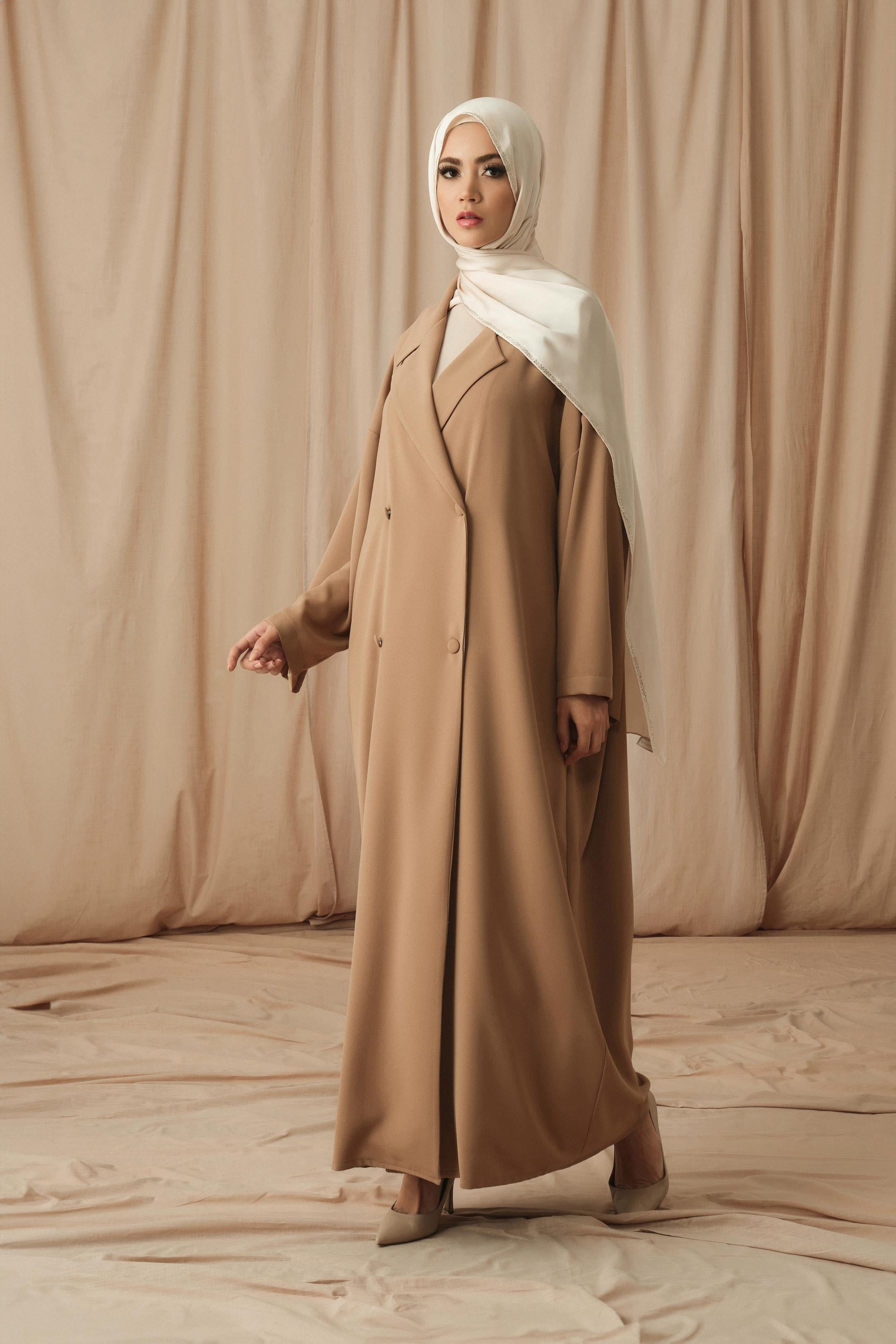 KRUVAZE YAKA DAILY ABAYA-CAMEL