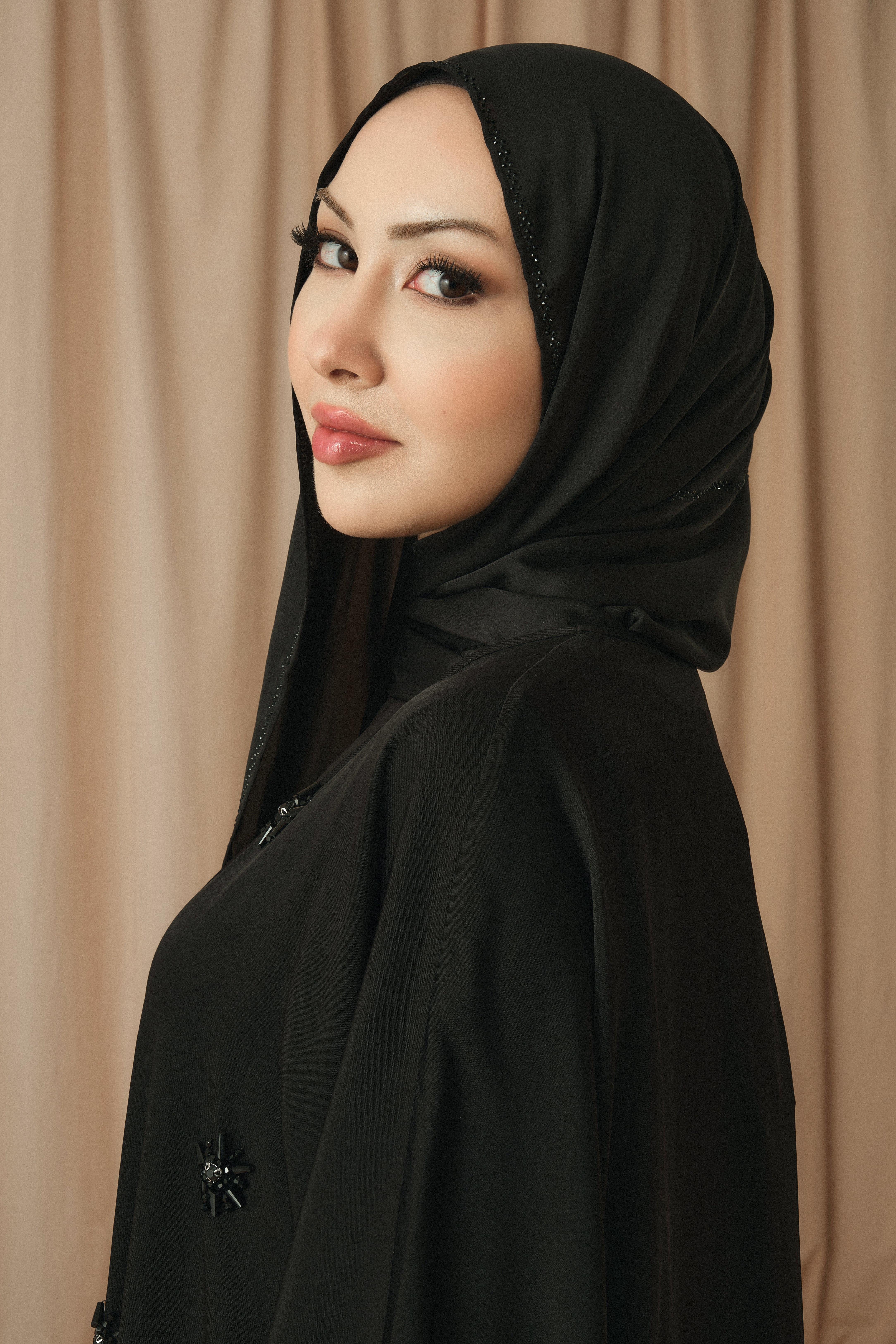 MIDNIGHT FLORAL ABAYA-SİYAH