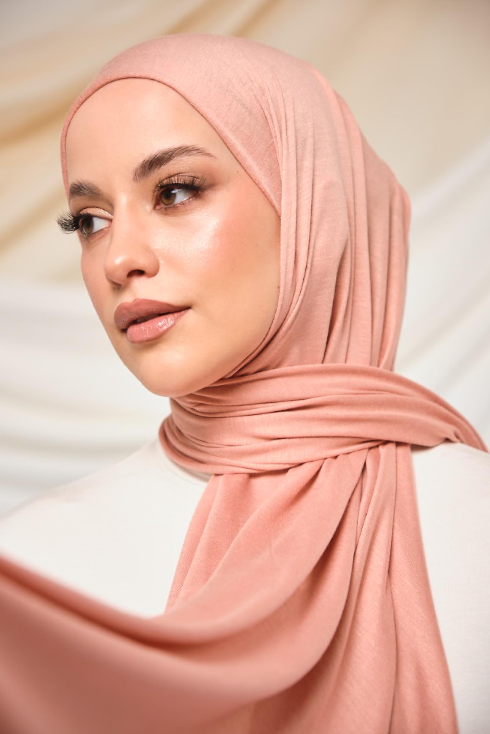 PREMIUM PLAIN COTTON COMBED SHAWL-SALMON