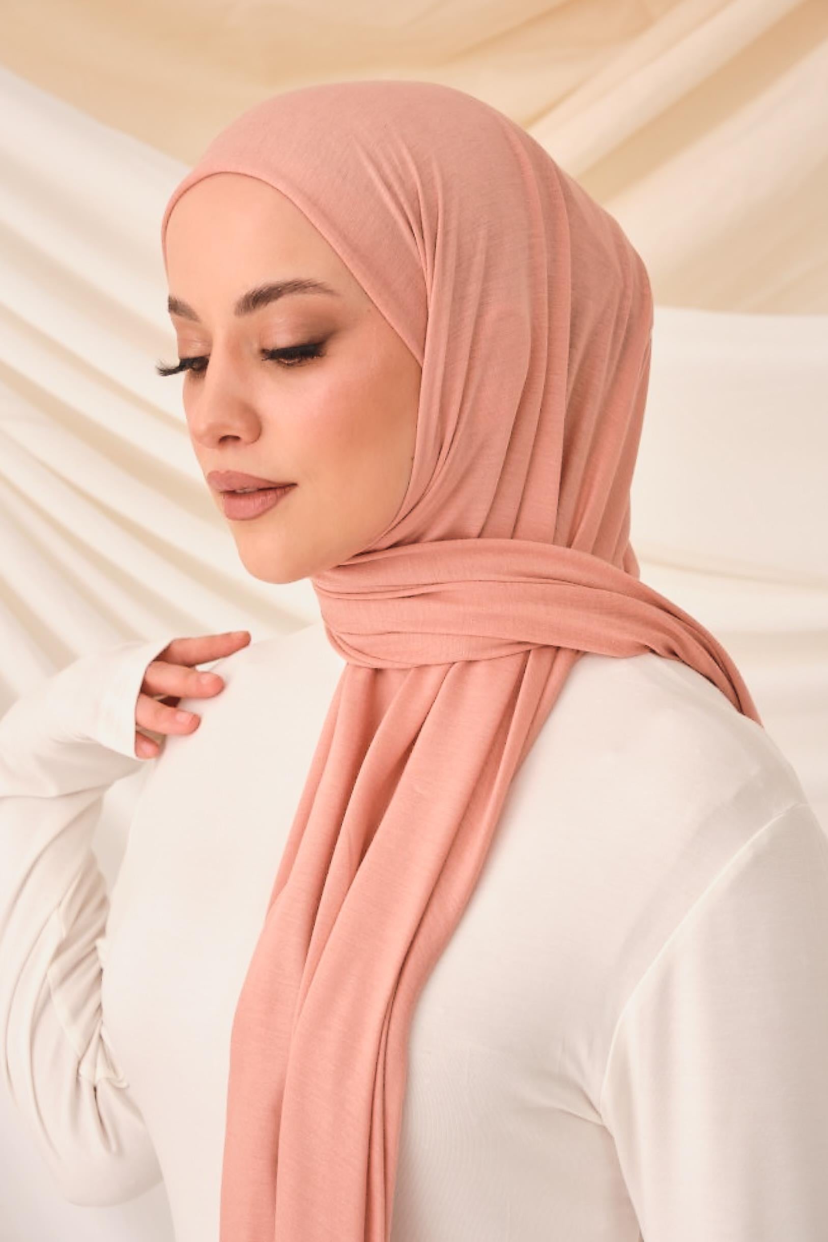PREMIUM PLAIN COTTON COMBED SHAWL-SALMON