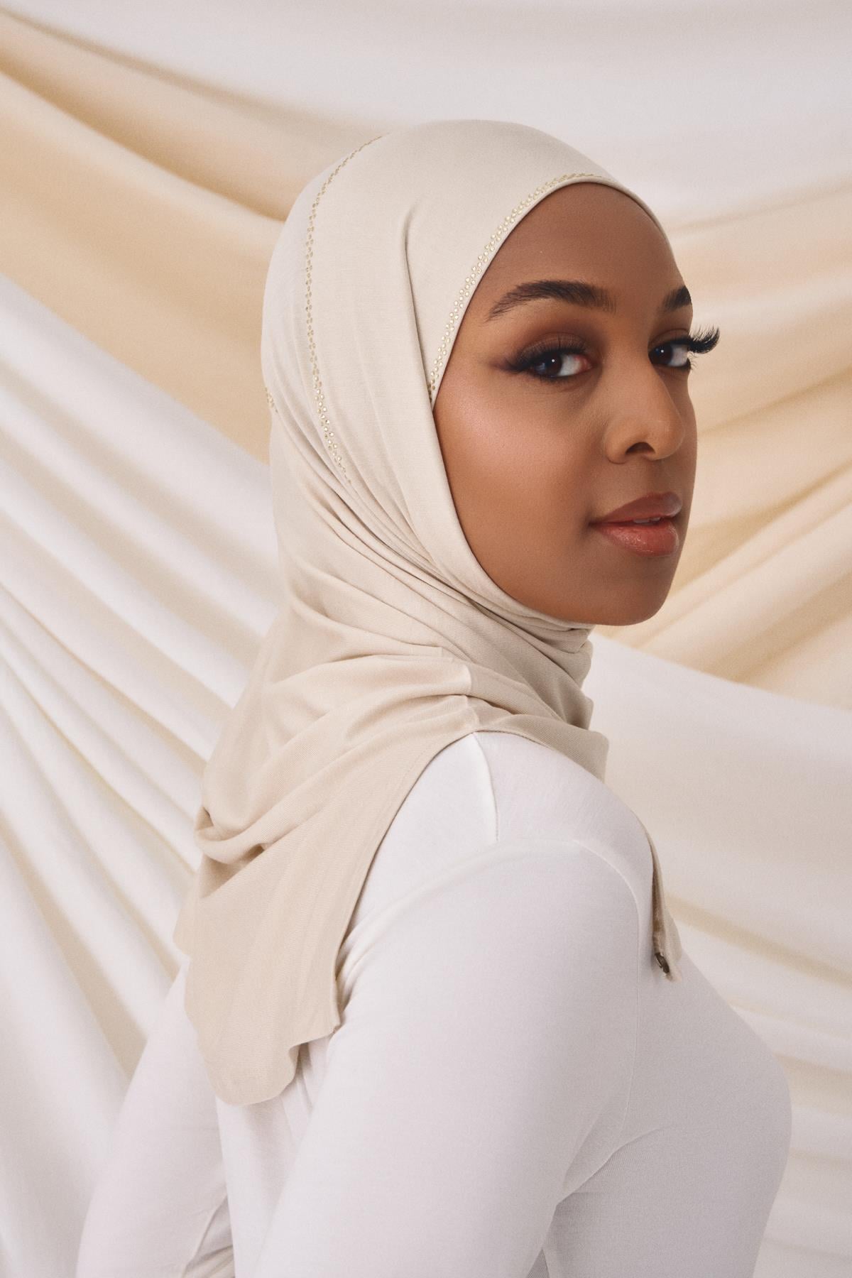 ŞERİT TAŞLI PENYE BONE-BEJ