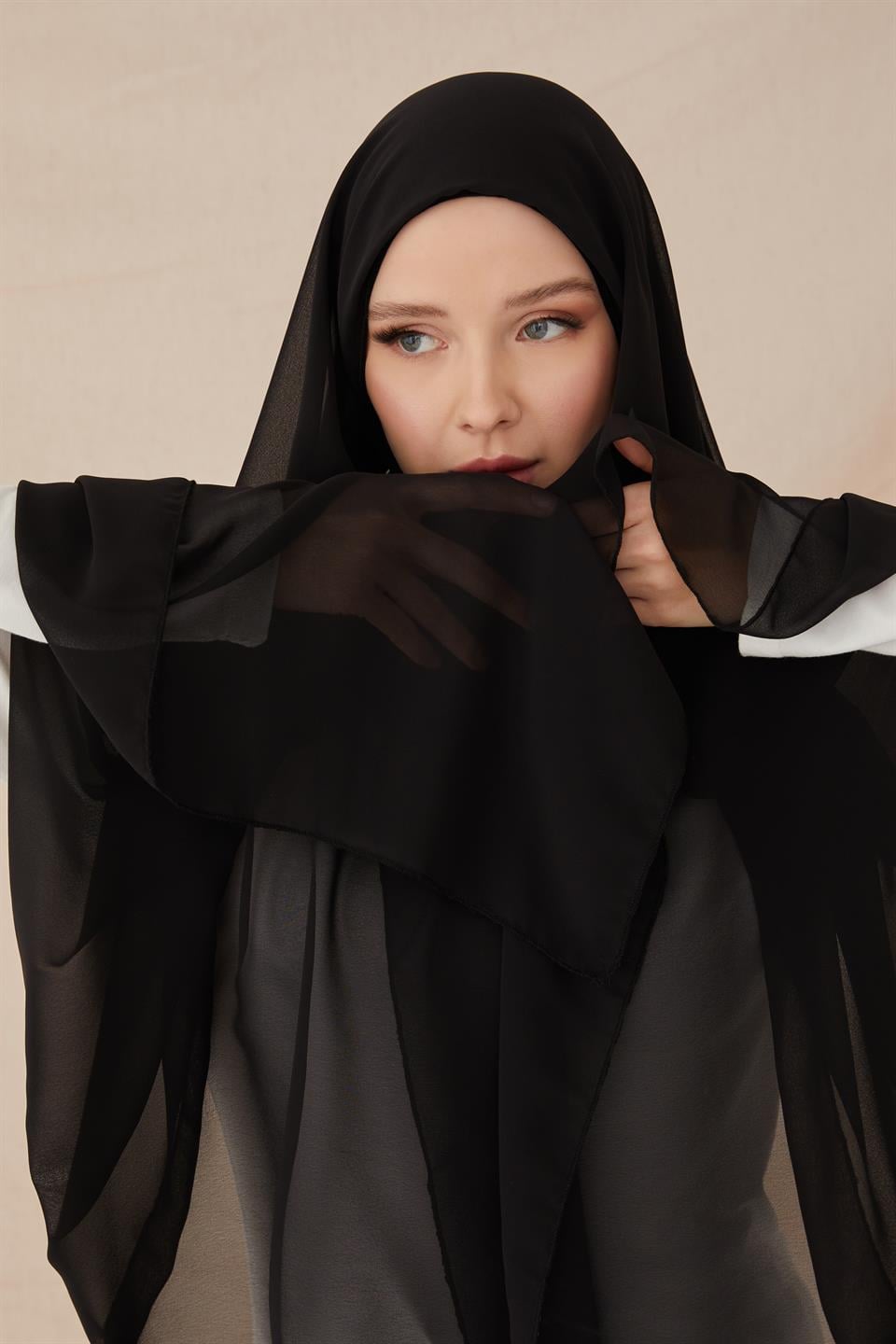 ŞİFONLU BONE ŞAL-SİYAH