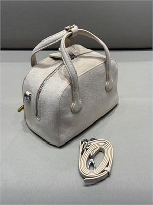 Charm Detaylı Askılı Mini Çanta Ekru