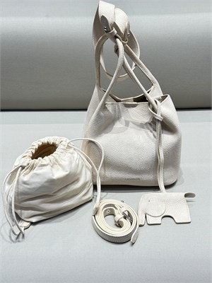 Charm ve İç Çanta Detaylı Askılı Mini Çanta Ekru