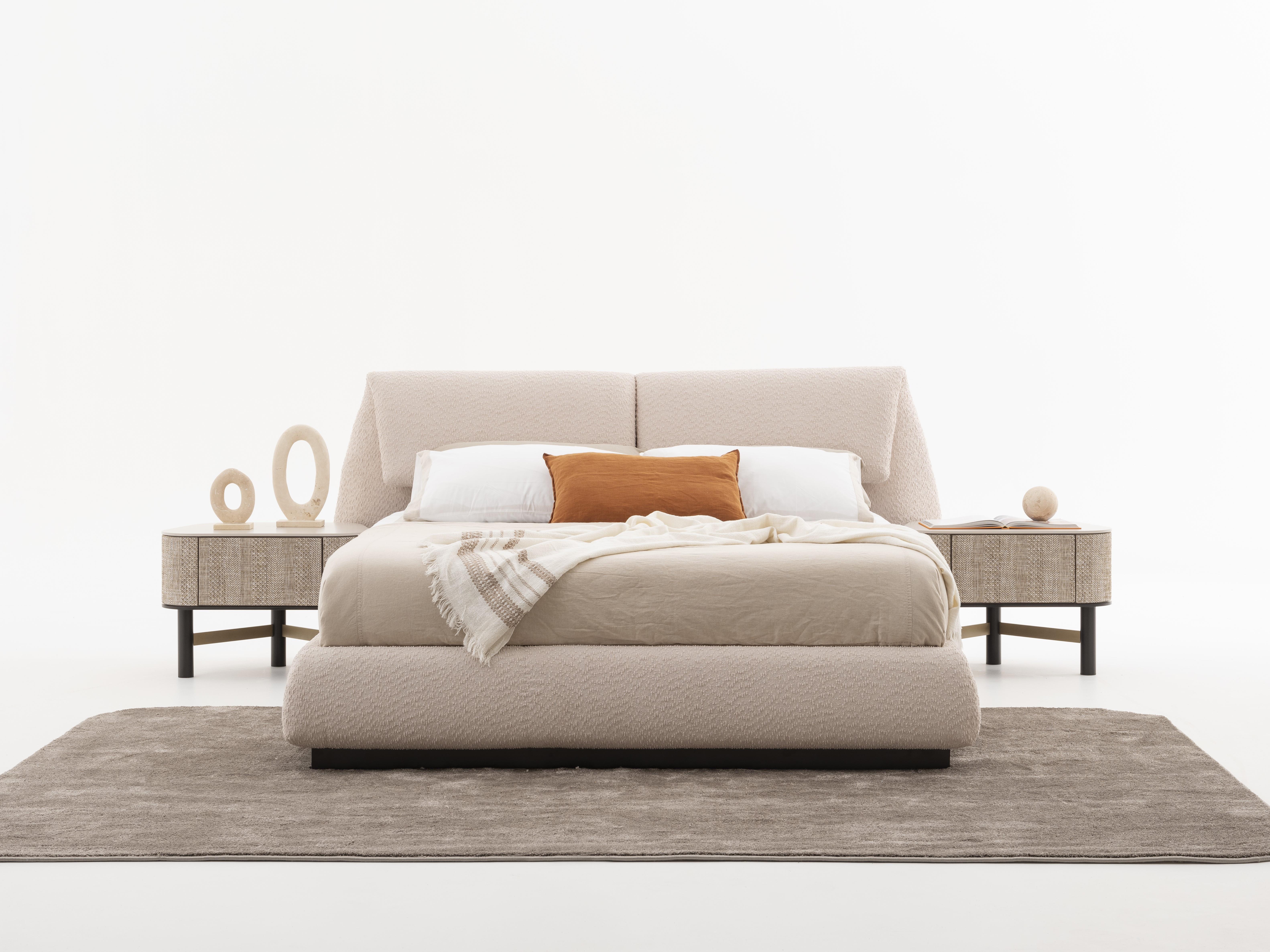 BELIZE BEDSTEAD 200x180 EURO