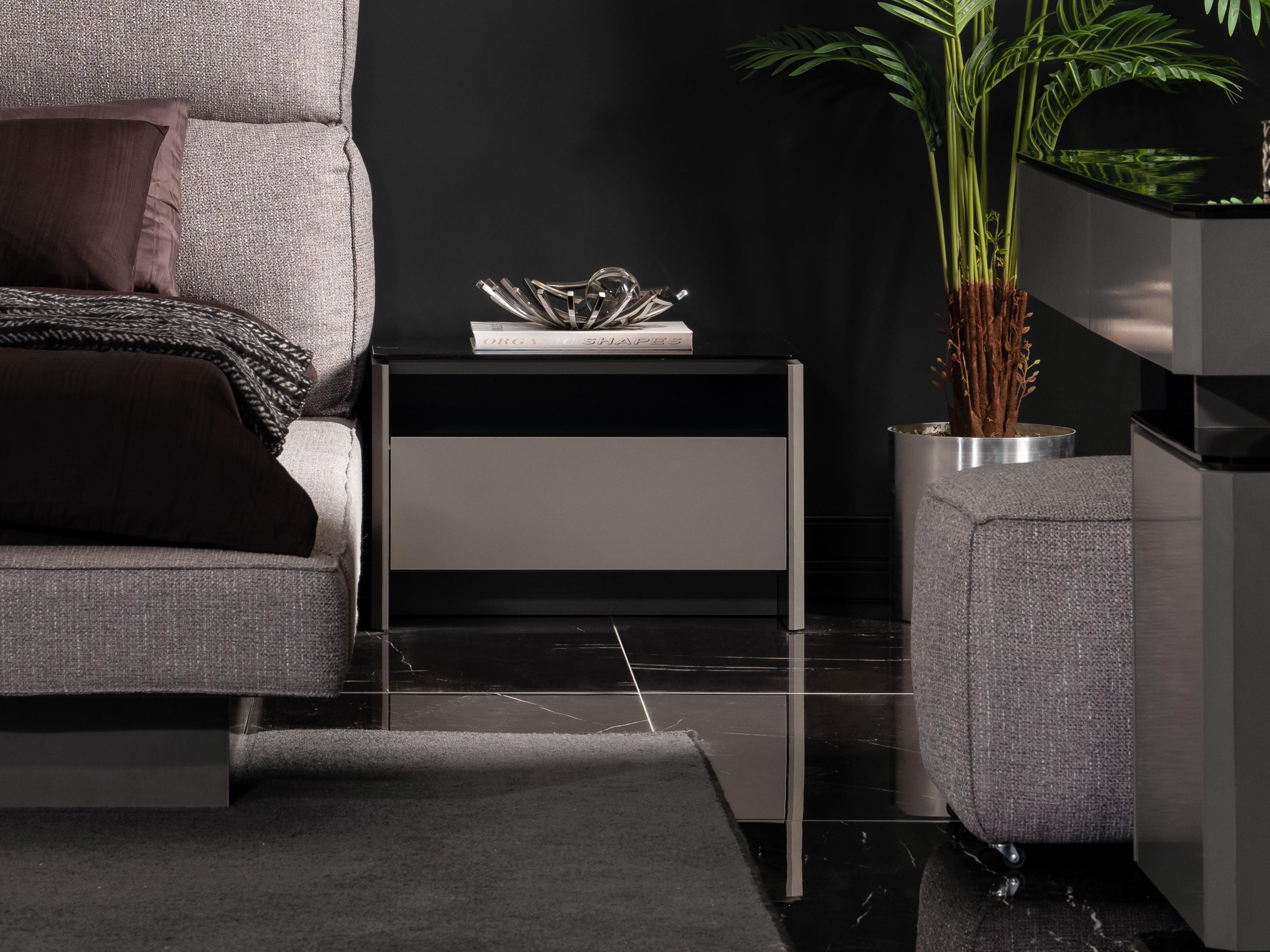 NATURA NIGHTSTAND 