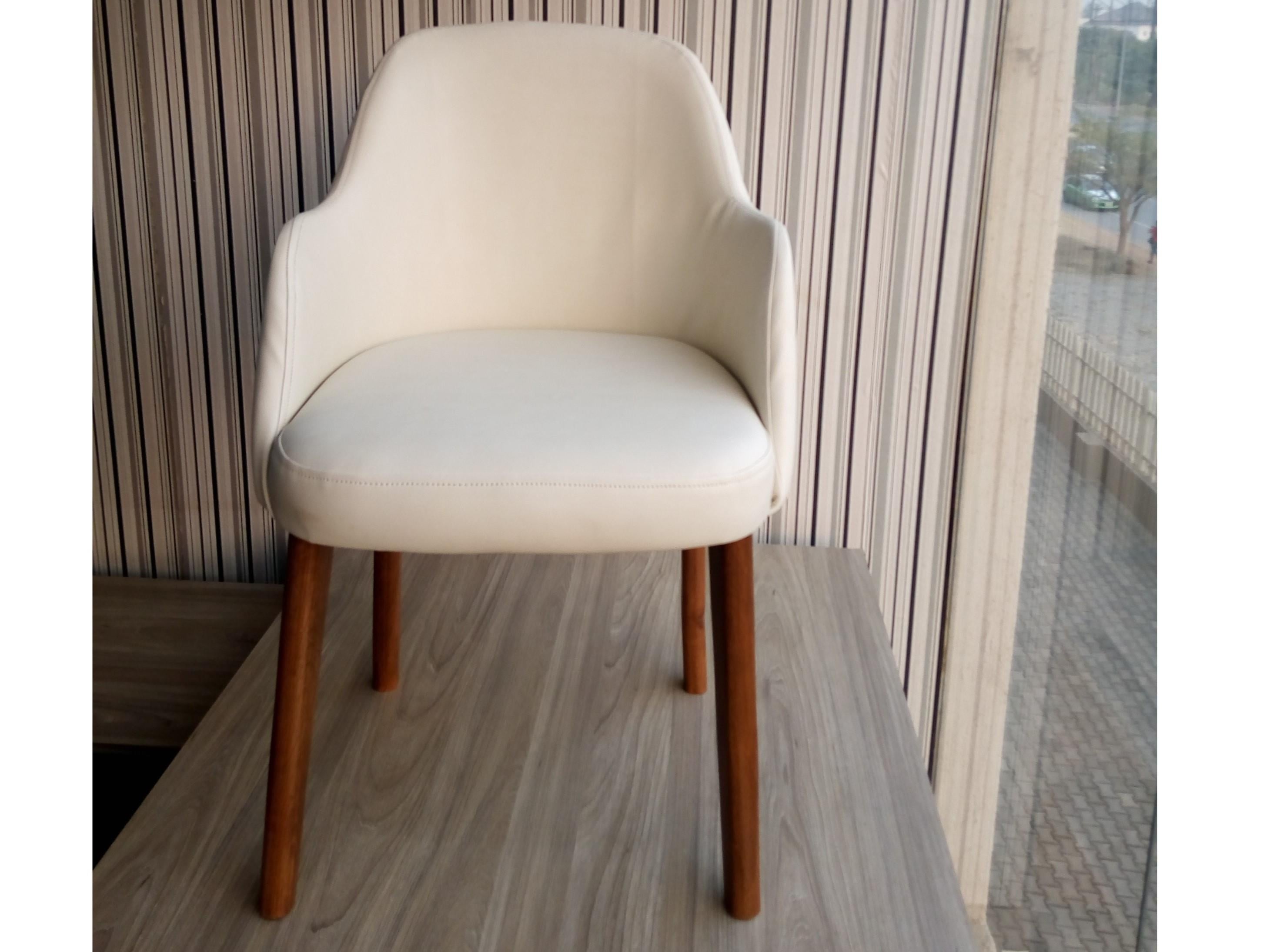 FAS KOLLU DINING CHAIR