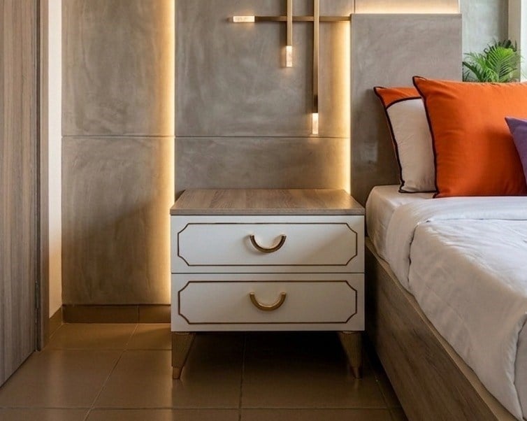 GRACE NIGHTSTAND