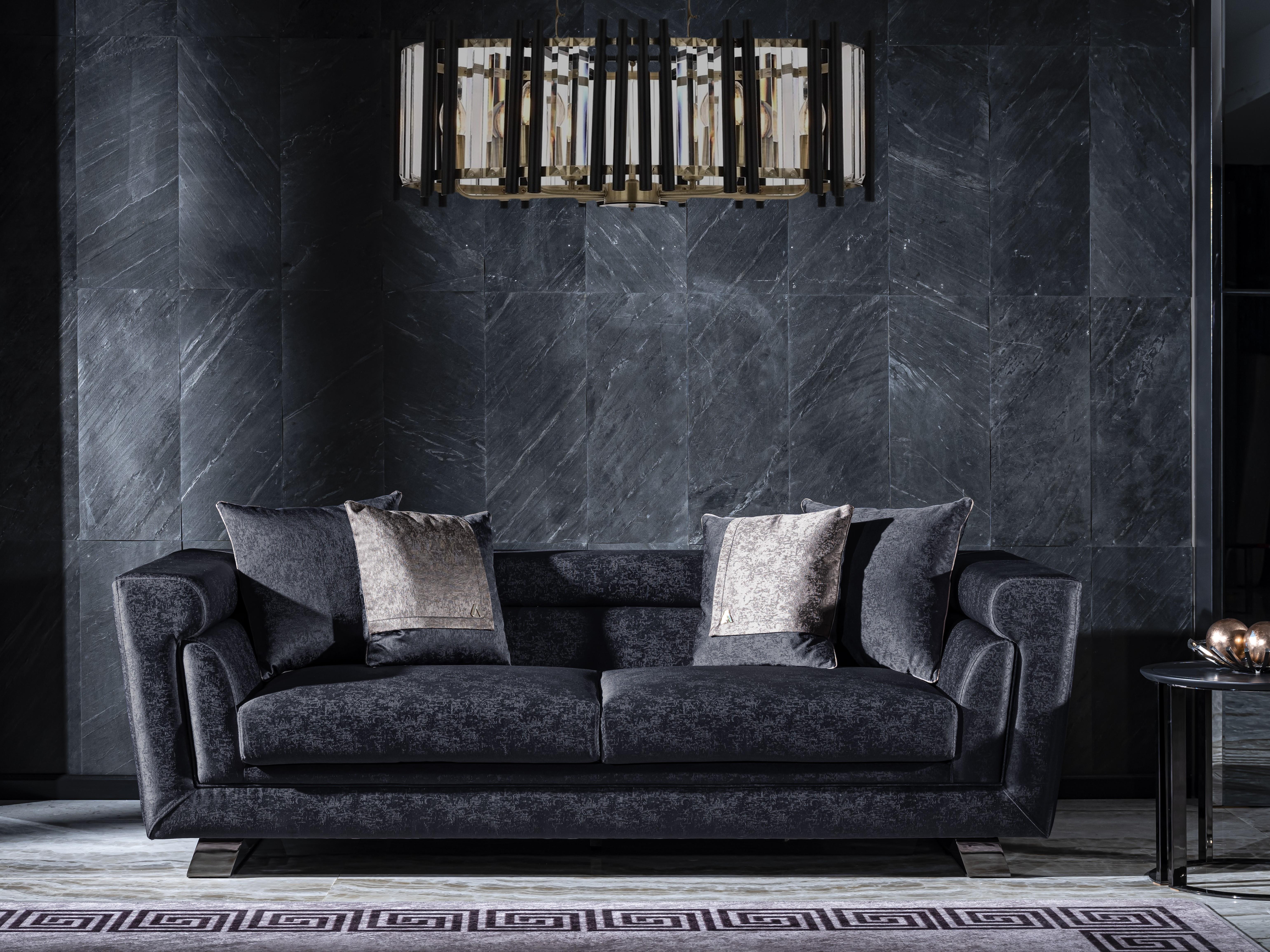 LION THREE SEATER SOFA STICH