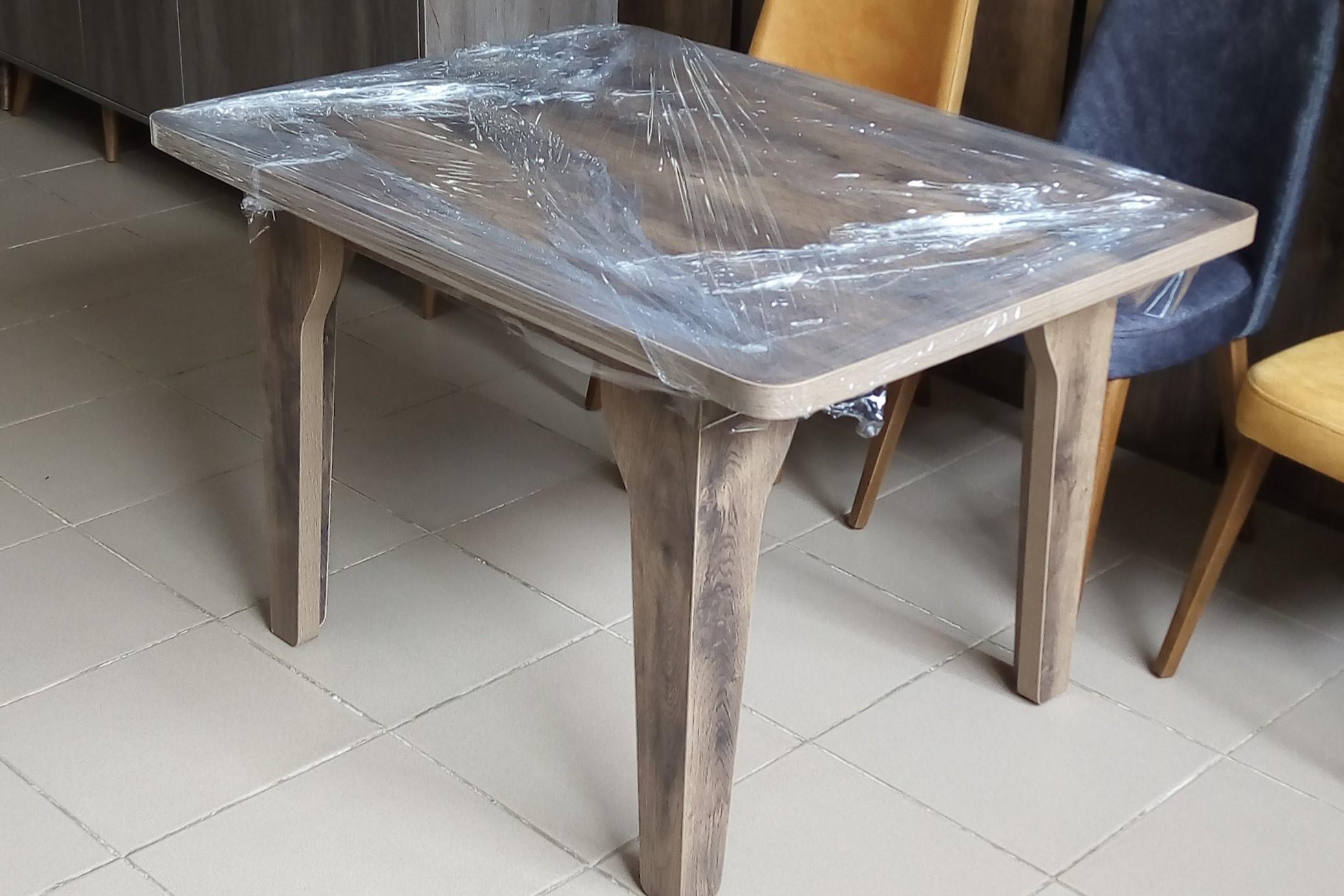 PANJUR DINING TABLE
