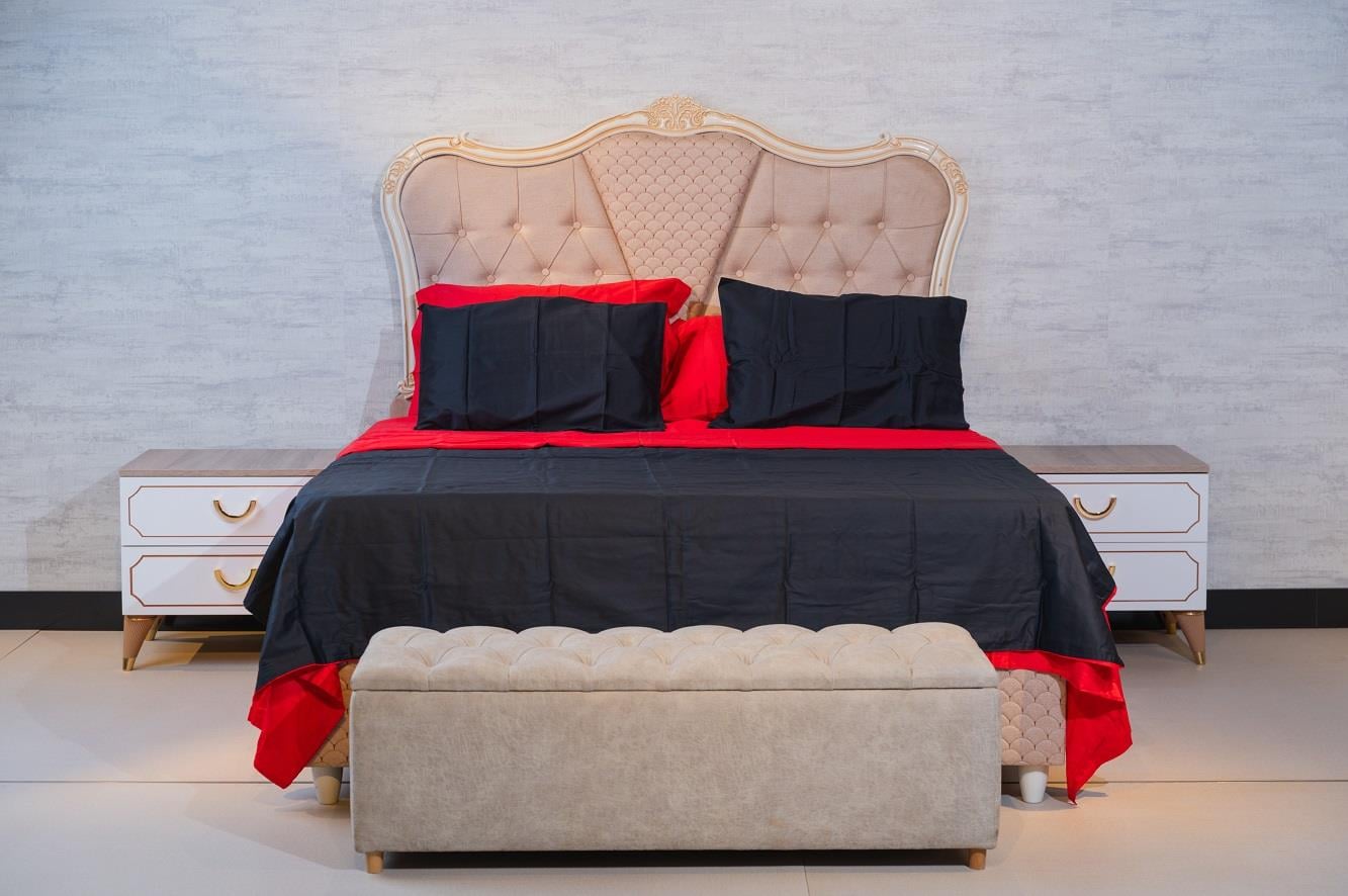 VANESSA BEDSTEAD & STORAGE 200x160
