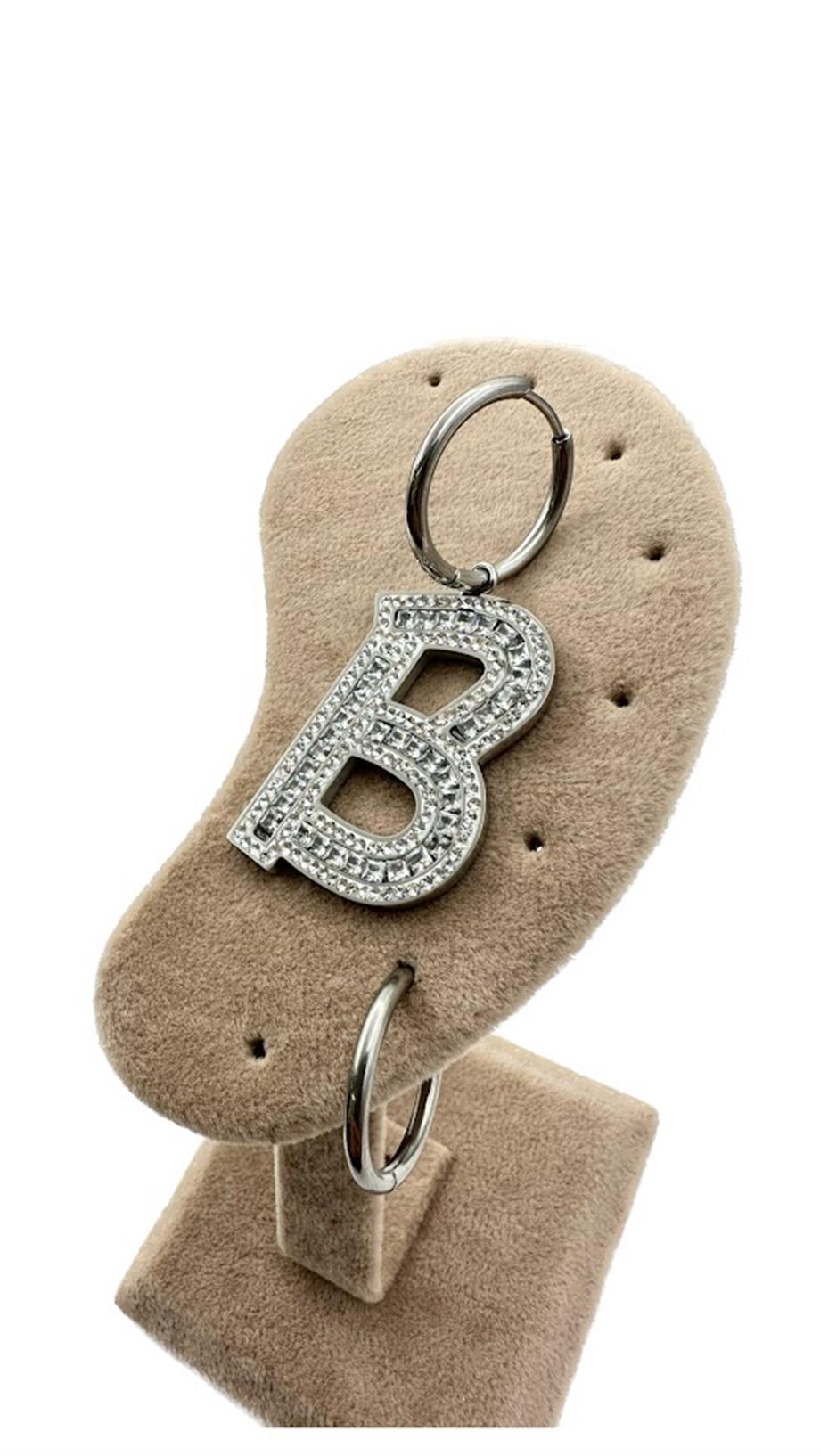 ''B'' HARF ÇELİK BÜYÜK KÜPE