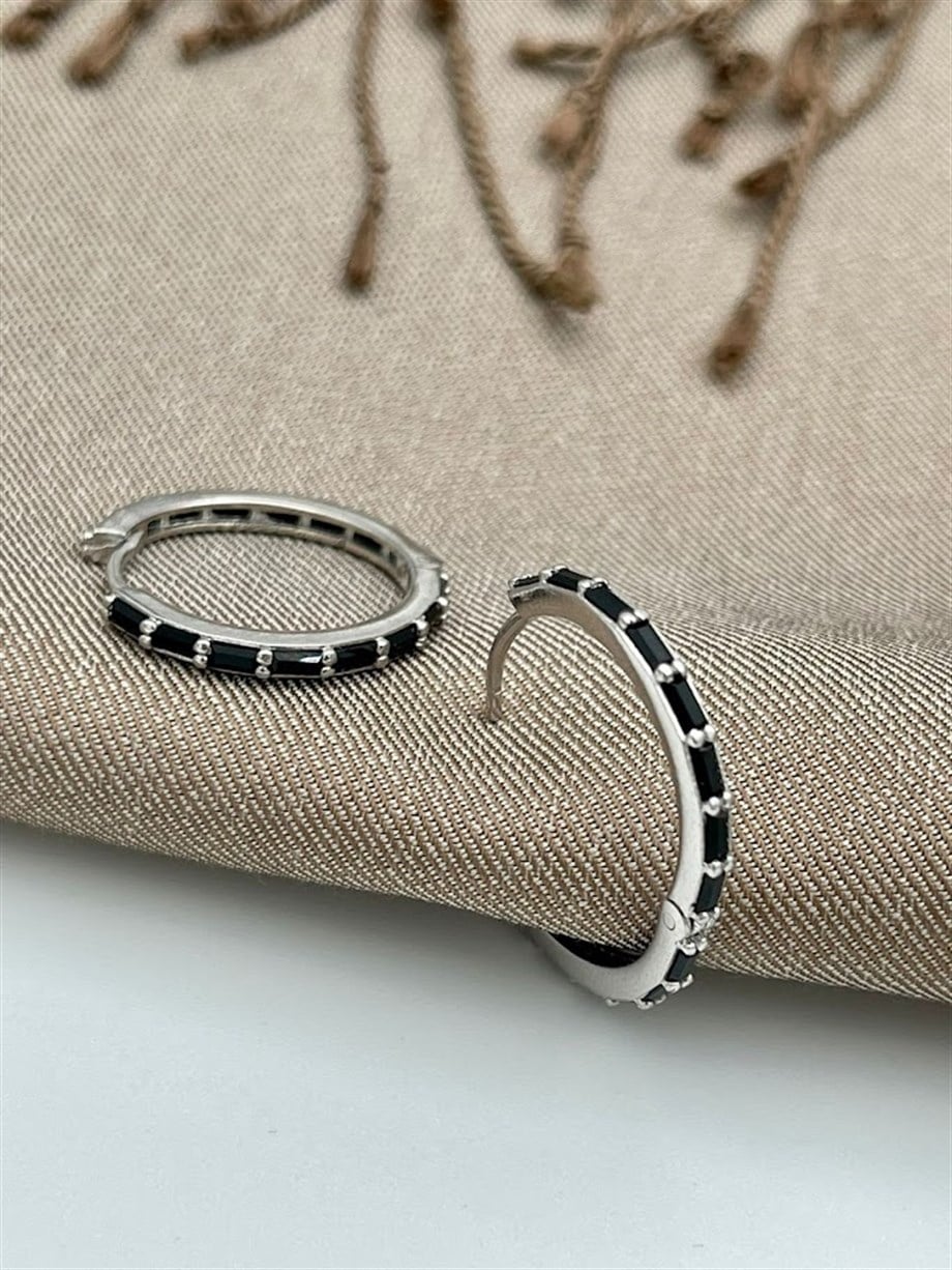 GÜMÜŞ HALKA KÜPE