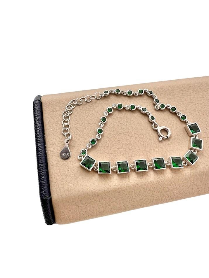 TAŞLI GÜMÜŞ BİLEKLİK