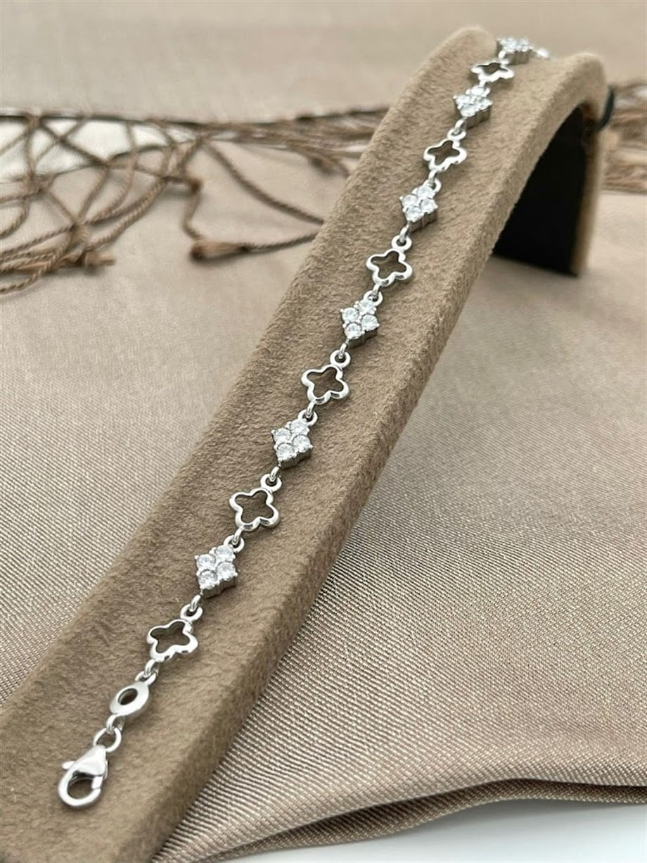 TAŞLI YONCA MODEL GÜMÜŞ BİLEKLİK