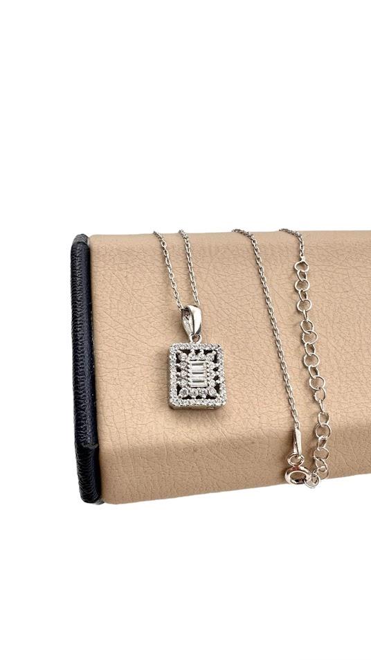 BAGET TAŞ GÜMÜŞ KOLYE