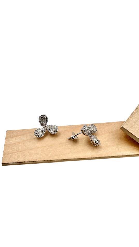 BAGET TAŞ GÜMÜŞ KÜPE