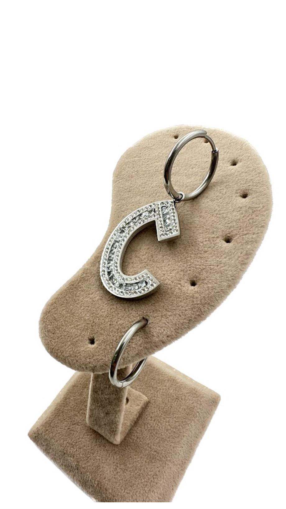 ''C'' HARF ÇELİK BÜYÜK KÜPE