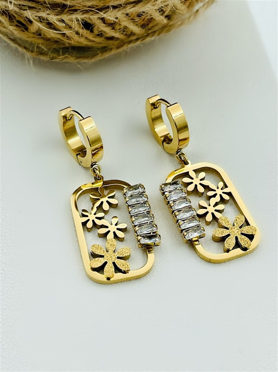 ÇİÇEK MODEL ÇELİK KÜPE