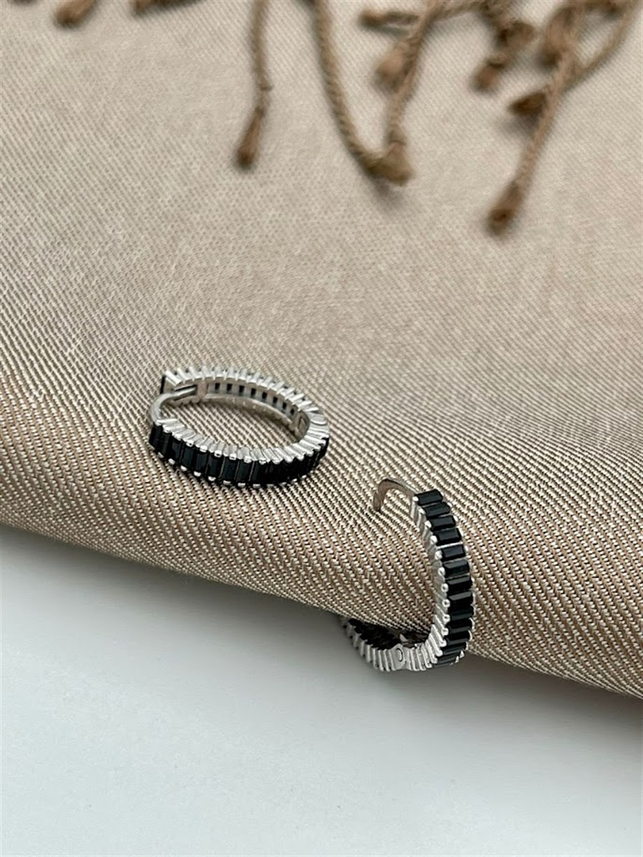 GÜMÜŞ HALKA KÜPE