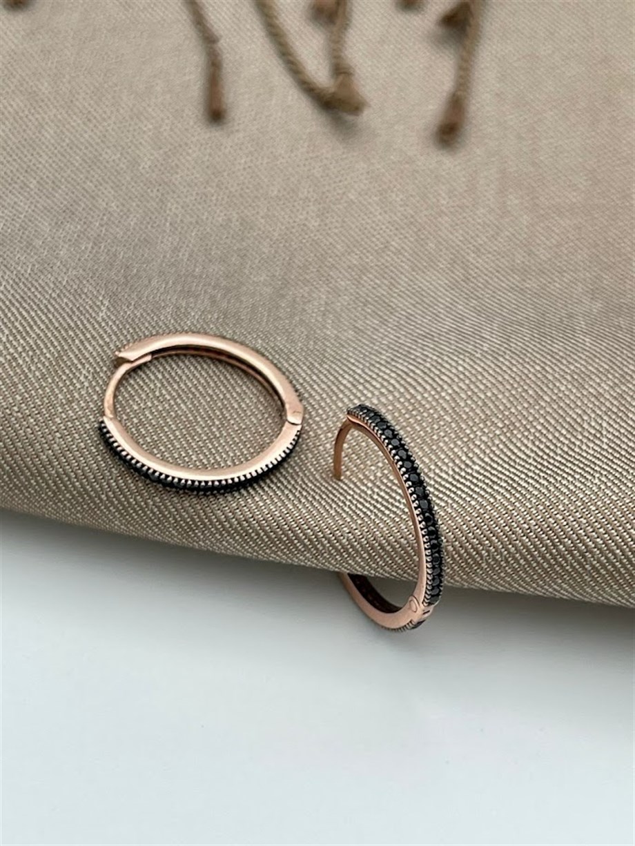 GÜMÜŞ HALKA KÜPE