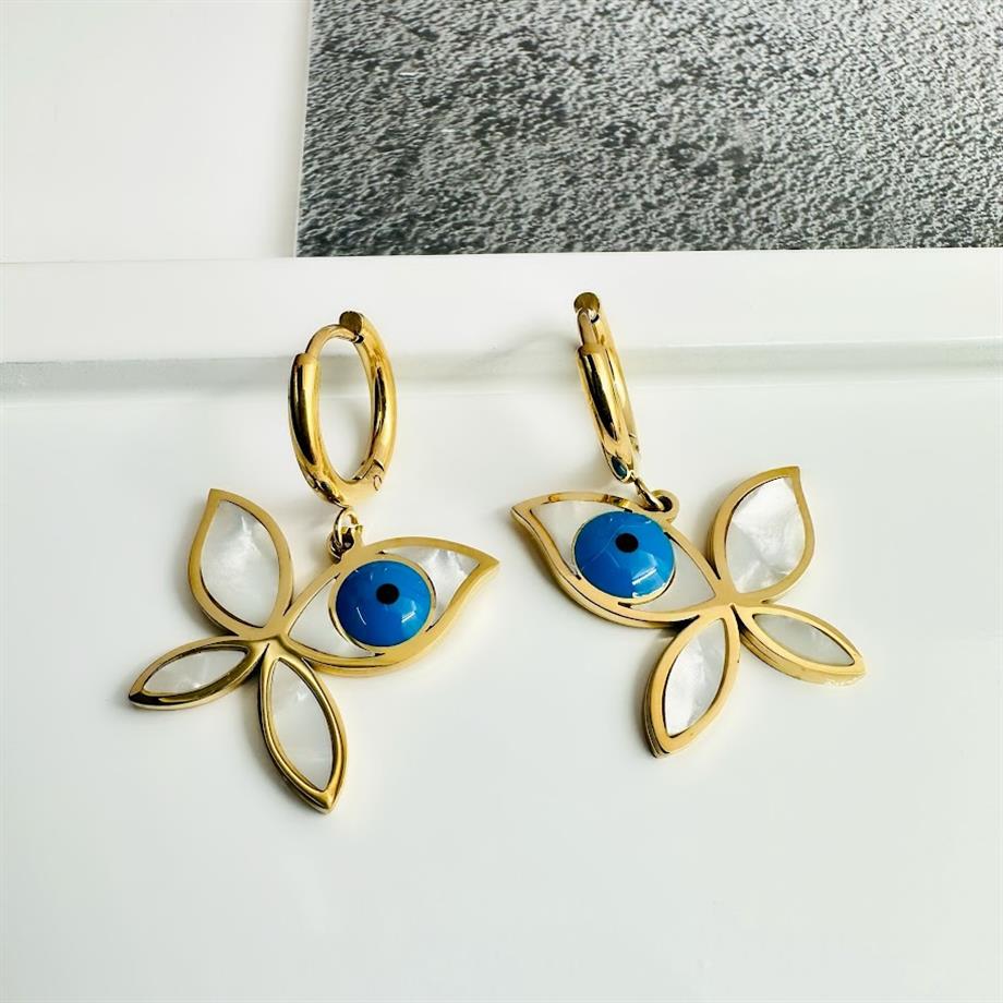 KELEBEK MODEL ÇELİK KÜPE