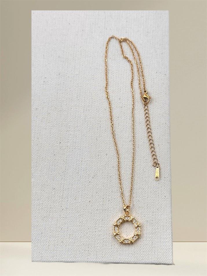 TAŞLI ÇELİK KOLYE