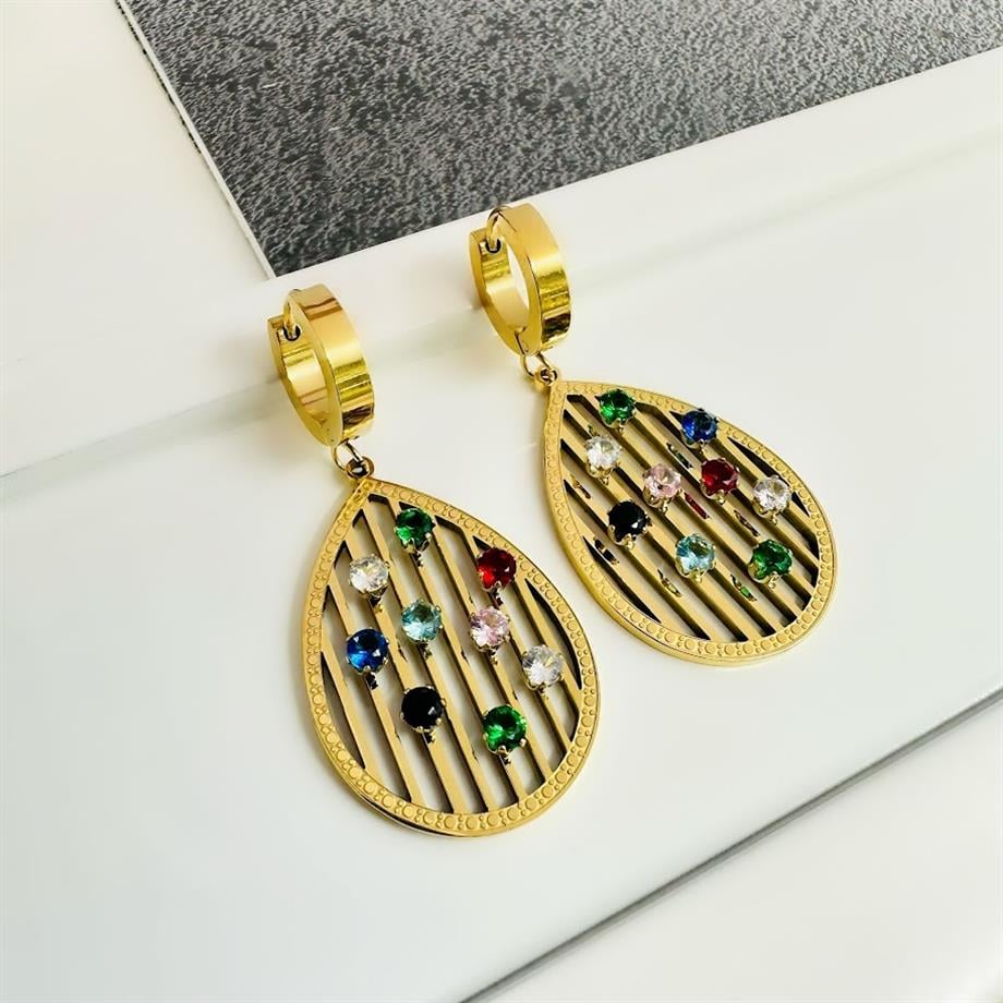 TAŞLI ÇELİK KÜPE