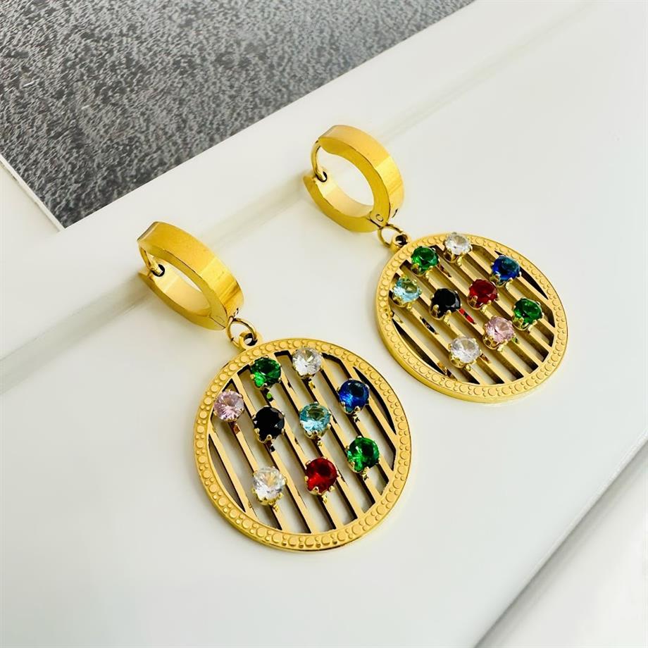 TAŞLI ÇELİK KÜPE