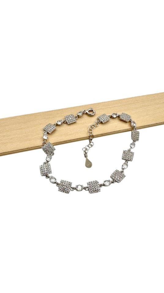 TAŞLI GÜMÜŞ BİLEKLİK