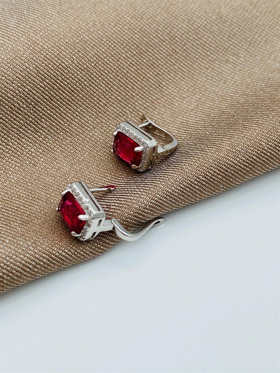 TAŞLI GÜMÜŞ KÜPE