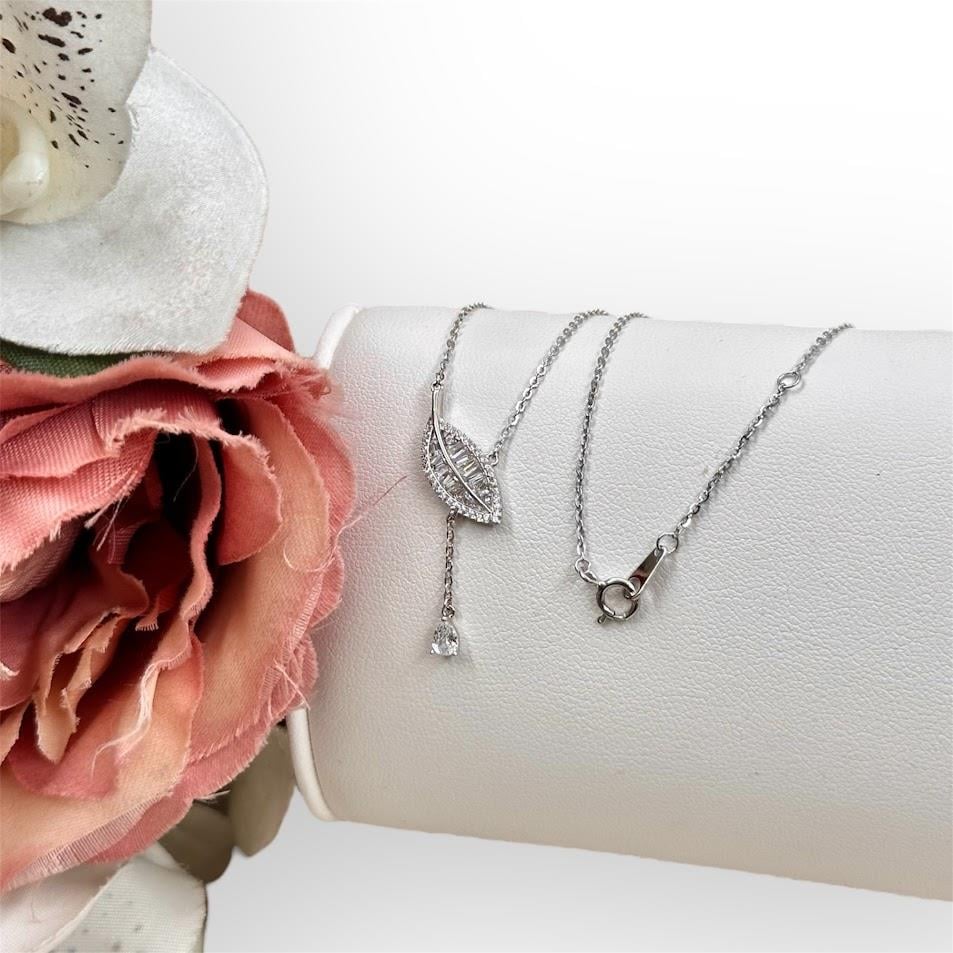 YAPRAK MODEL GÜMÜŞ KOLYE