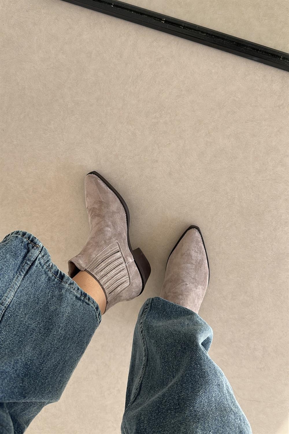 BETTA VİZON SÜET BOT