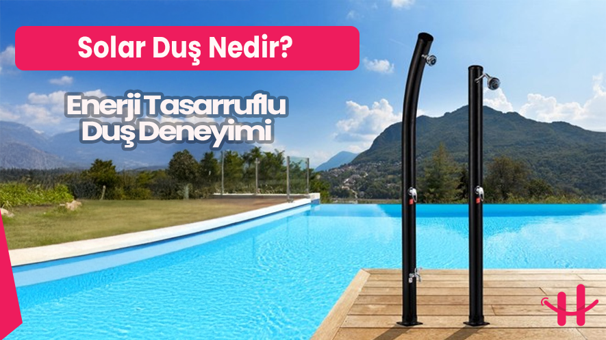 Bahçede havuz kenarında kurulu siyah renkli solar duşünün genel görünümü