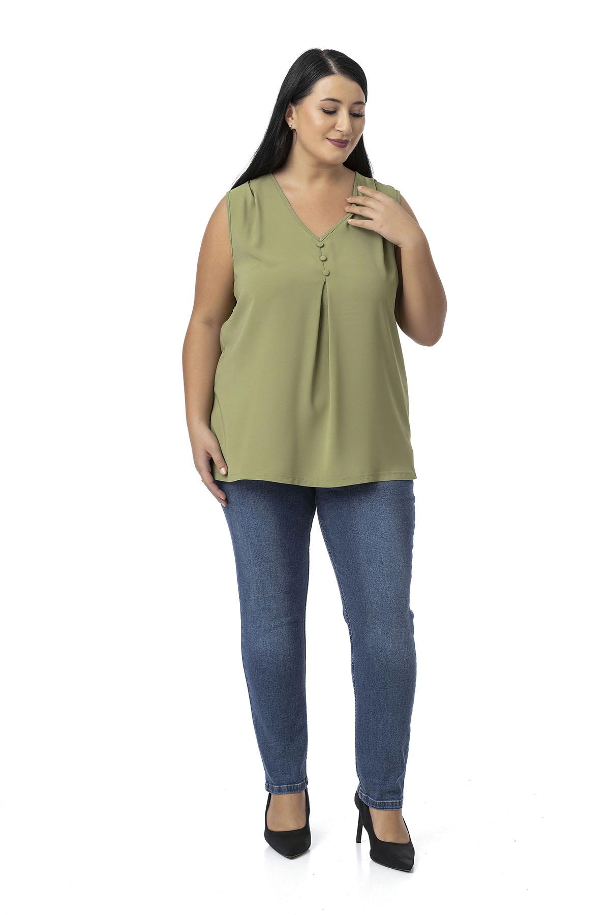 Plus Size Covered Button Detailed Sleeveless V Neck Shamrock Blouse