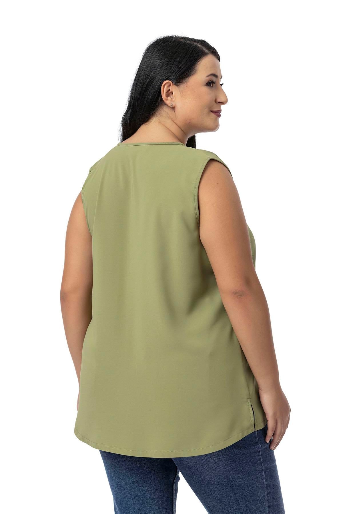 Plus Size Covered Button Detailed Sleeveless V Neck Shamrock Blouse