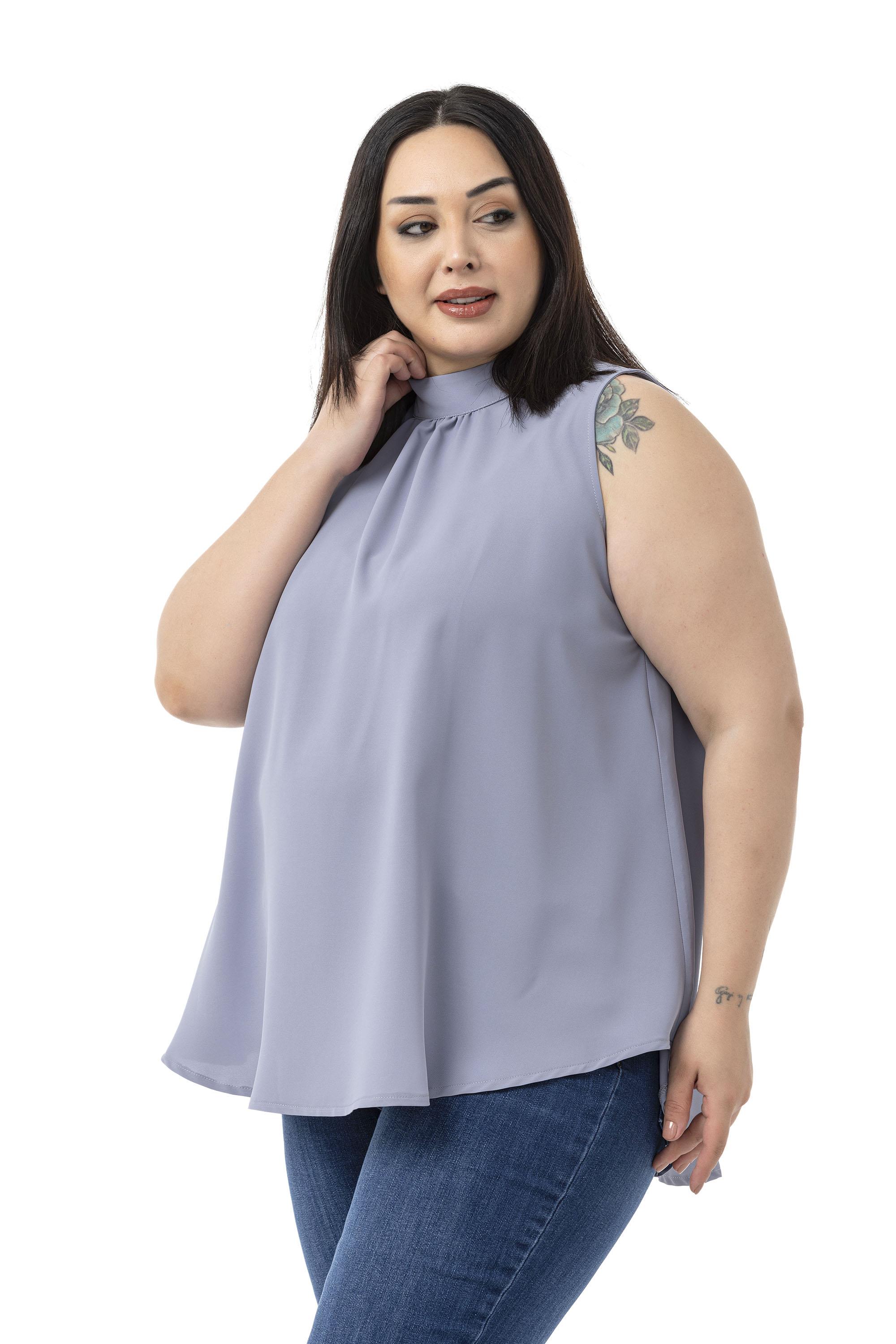Büyük Beden Yakası Arkadan Düğmeli Dik Yaka Dökümlü Kolsuz Gri Bluz