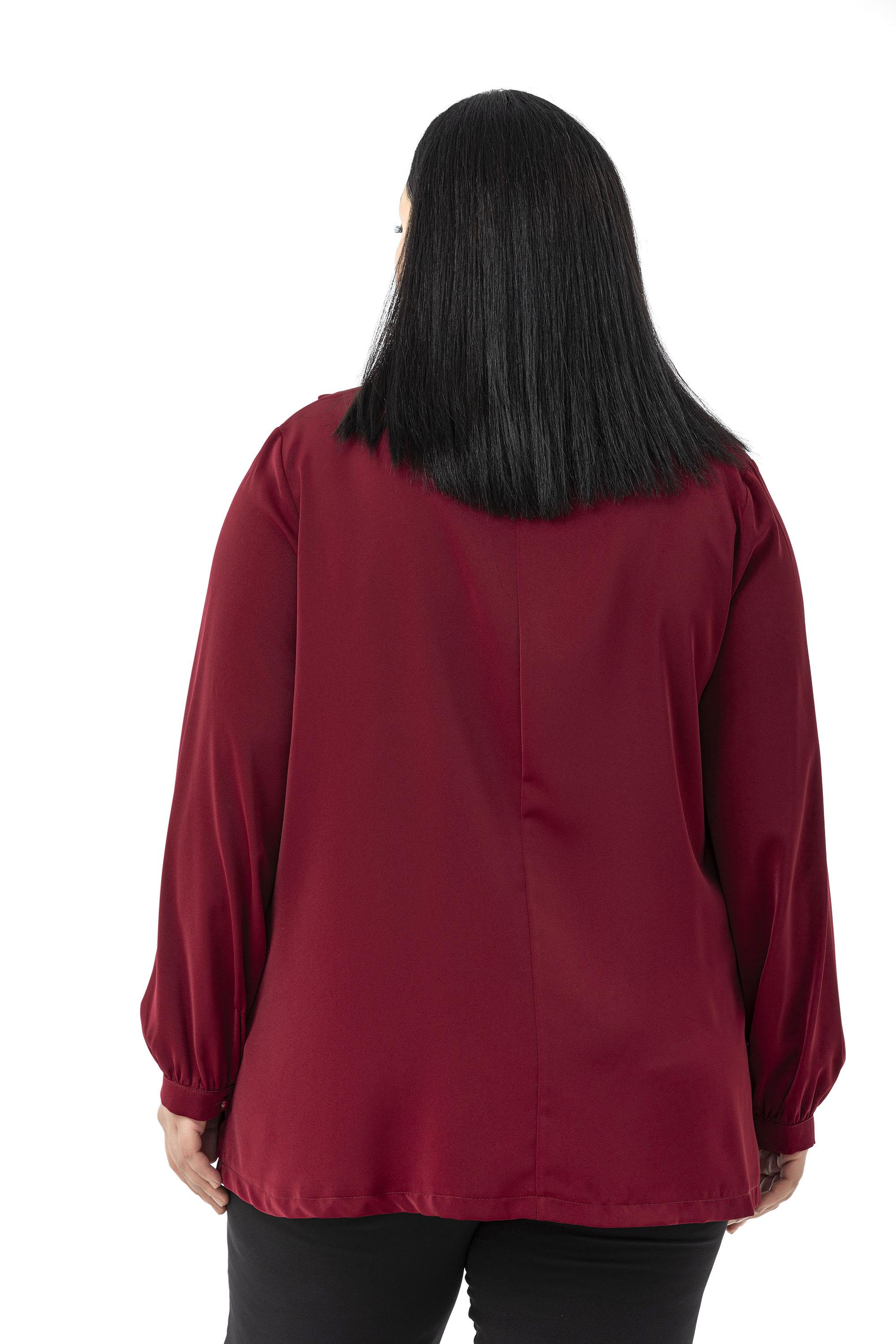 Büyük Beden Yakası Pileli Yanları Yırtmaçlı Bordo Bluz