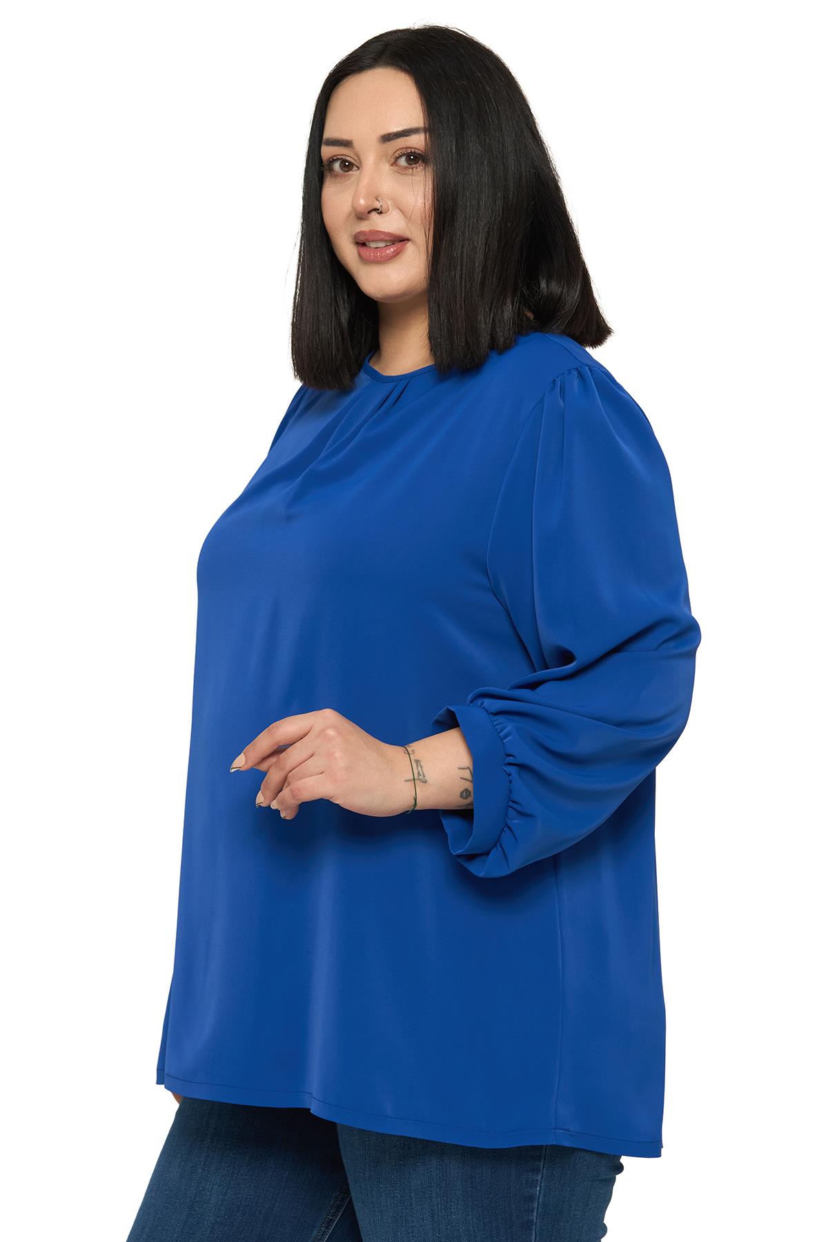 Büyük Beden Yuvarlak Yaka Truvakar Büzgülü Kollu Rahat Kesim Saks Mavisi Bluz
